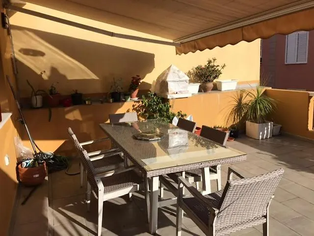 Grosse Terrasse. Modern. Office. Solarium 洛斯雷尔雷赫斯