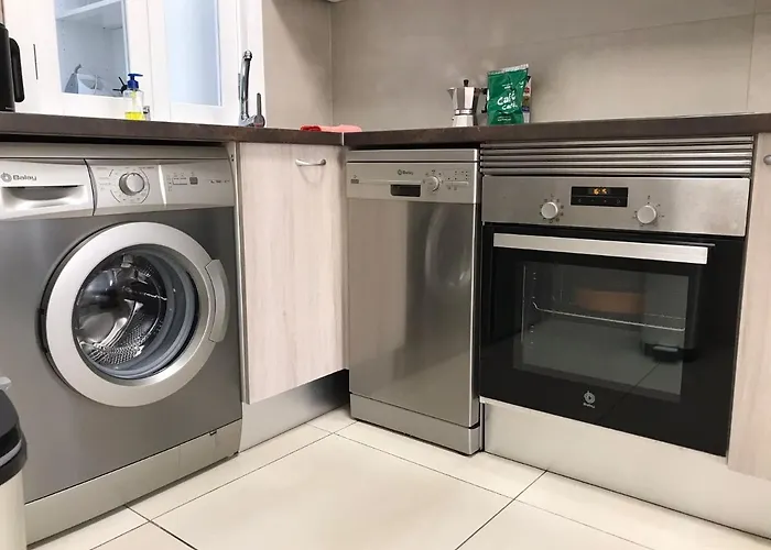 Grosse Terrasse. Modern. Office. Solarium