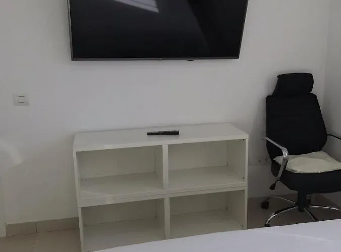 Grosse Terrasse. Modern. Office. Solarium Апартаменты