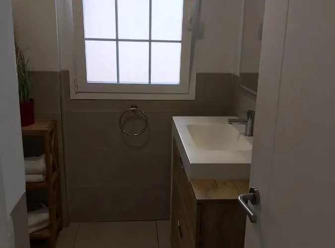 Grosse Terrasse. Modern. Office. Solarium 公寓